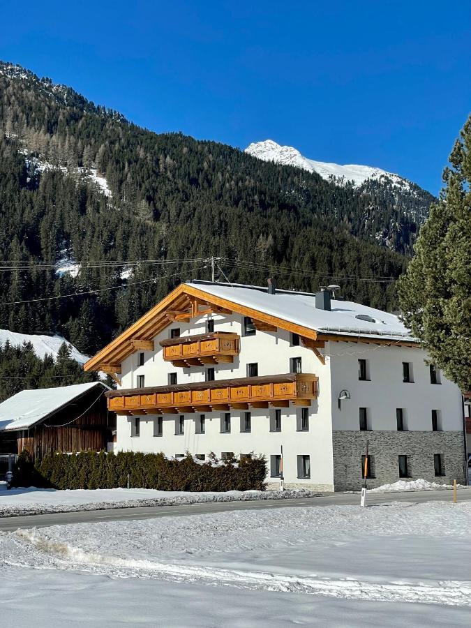 Apart Kirschner Sankt Leonhard im Pitztal Bagian luar foto